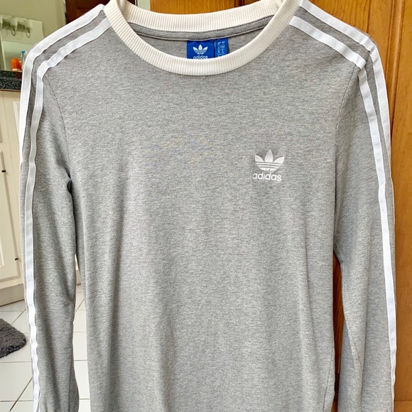 adidas Tops - Addidas long sleeve top- size small.